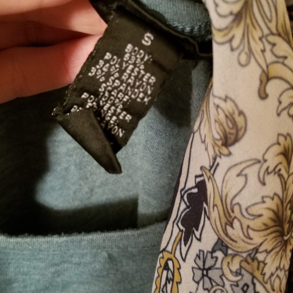 Blouse - Picture 2 of 2